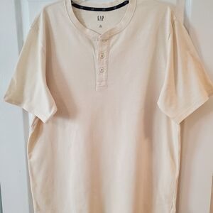 GAP Men's Cream Short Sleeve Henley Tee